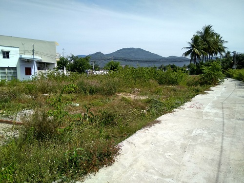 Cho Thuê Đất Vĩnh Ngọc Nha Trang 321m2 gần sông đường rộng 0987979636