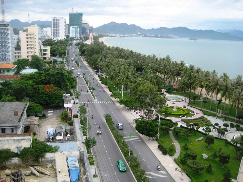 Bán Đất Đường Trần Phú Nha Trang 260 triệu/m2. 0987979636