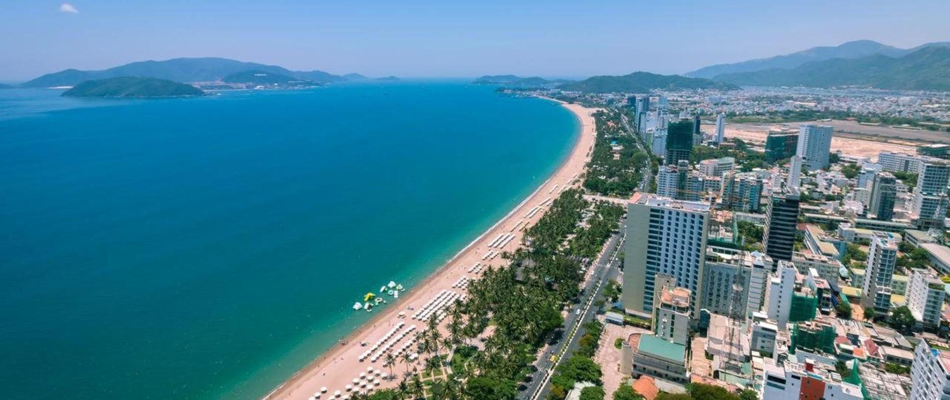 Lô đất vàng duy nhất Trần Phú. Nha Trang. 930m2 ngang 21.5m. NhaTrangHouse 0258 3516979. 0987979636