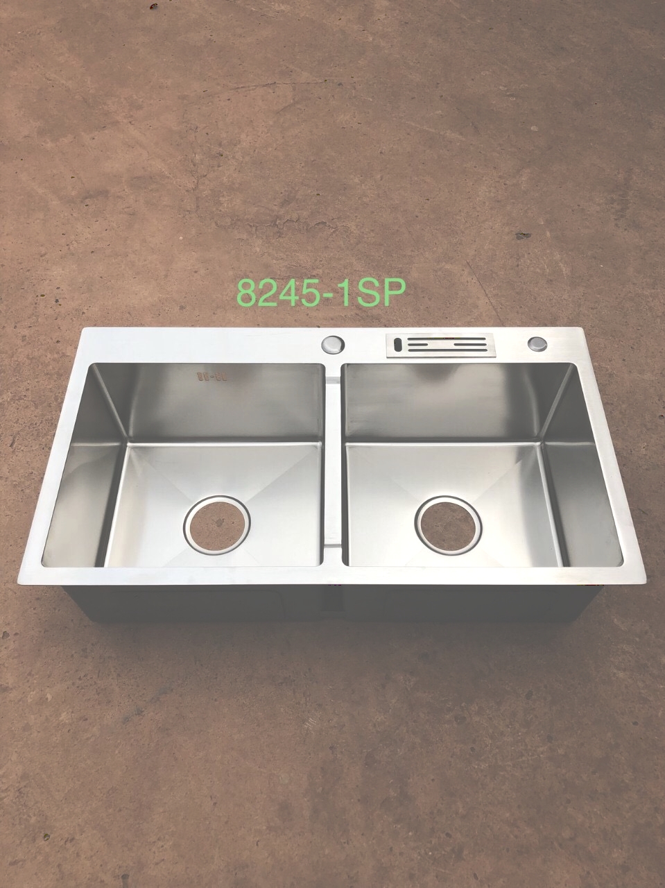 Bồn rửa chén Inox 304 2 hộc + Cắm Dao 8245